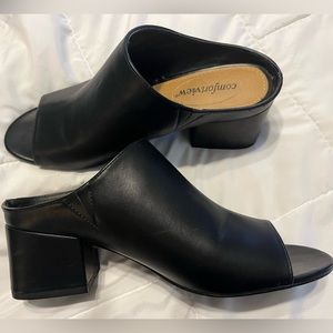 ComfortView Open Toe Slide with Chunky Heel. Size 8W.